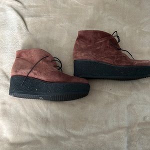 Women’s LOGAN platform ankle boot, size 41